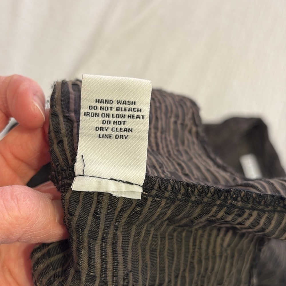 Habitat Black Striped Button Down Top. Size M - Picture 8 of 8